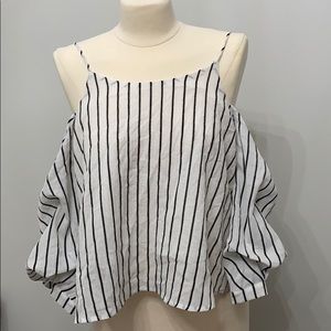 LF Striped open shoulders blouse tank size M